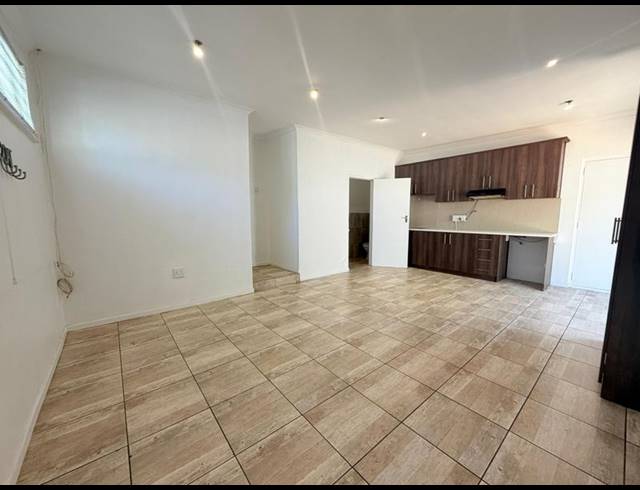 1 BEDROOM PROPERTY TO RENT IN BLOEMHOF